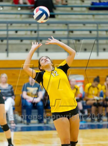 Thumbnail 1 in Brennan vs. Clark (NISD Volleyball Tournament) photogallery.