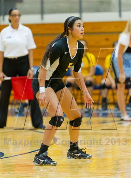Thumbnail 3 in Brennan vs. Clark (NISD Volleyball Tournament) photogallery.