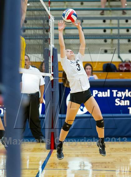 Thumbnail 2 in Brennan vs. Clark (NISD Volleyball Tournament) photogallery.