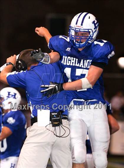 Thumbnail 2 in Ryle vs. Highlands (Skyline Crosstown Showdown) photogallery.