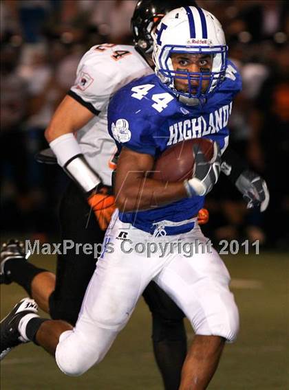 Thumbnail 1 in Ryle vs. Highlands (Skyline Crosstown Showdown) photogallery.