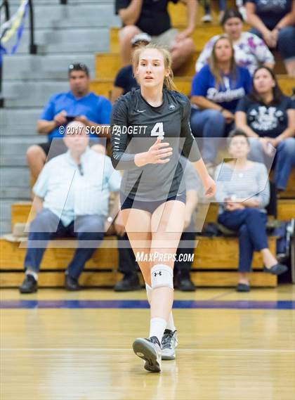 Thumbnail 1 in Great Oak @ Vista Murrieta photogallery.