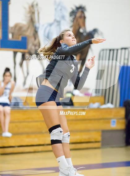 Thumbnail 1 in Great Oak @ Vista Murrieta photogallery.