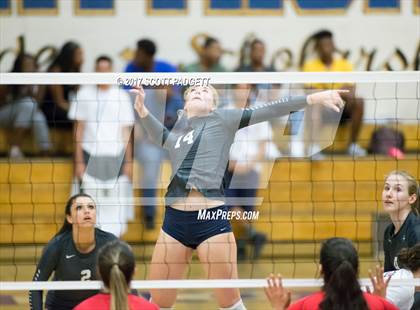 Thumbnail 1 in Great Oak @ Vista Murrieta photogallery.