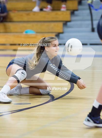 Thumbnail 2 in Great Oak @ Vista Murrieta photogallery.