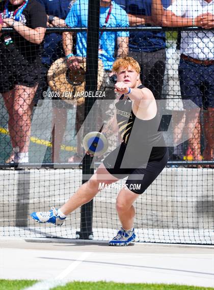 Thumbnail 2 in CHSAA 4A Final (Discus) photogallery.