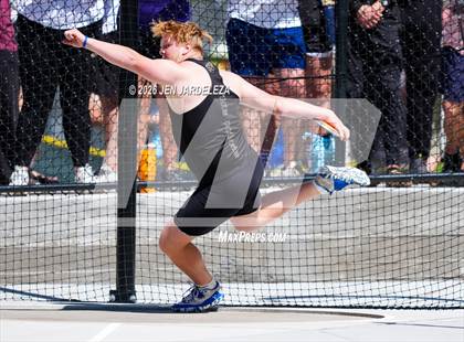 Thumbnail 1 in CHSAA 4A Final (Discus) photogallery.
