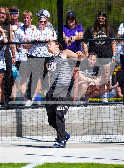 Thumbnail 1 in CHSAA 4A Final (Discus) photogallery.