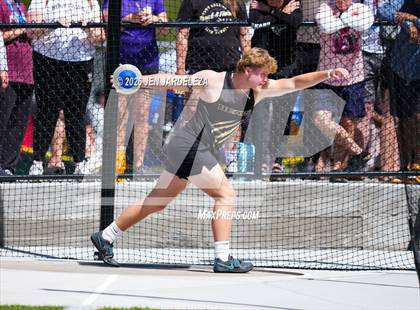 Thumbnail 3 in CHSAA 4A Final (Discus) photogallery.