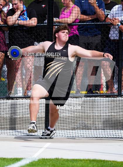 Thumbnail 1 in CHSAA 4A Final (Discus) photogallery.