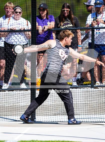 Thumbnail 2 in CHSAA 4A Final (Discus) photogallery.