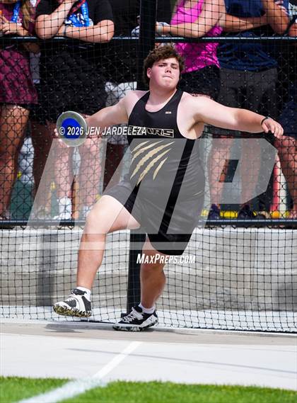 Thumbnail 3 in CHSAA 4A Final (Discus) photogallery.