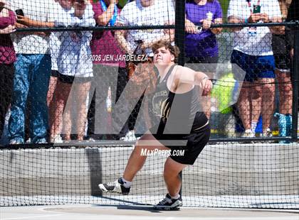 Thumbnail 1 in CHSAA 4A Final (Discus) photogallery.