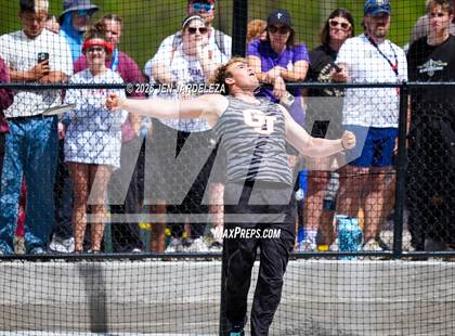 Thumbnail 2 in CHSAA 4A Final (Discus) photogallery.