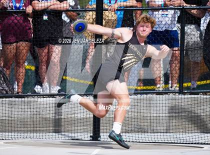 Thumbnail 1 in CHSAA 4A Final (Discus) photogallery.
