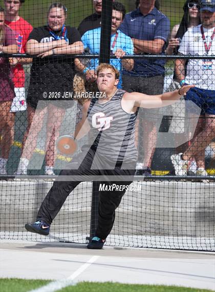 Thumbnail 3 in CHSAA 4A Final (Discus) photogallery.