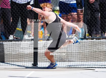 Thumbnail 2 in CHSAA 4A Final (Discus) photogallery.