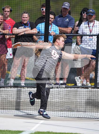 Thumbnail 2 in CHSAA 4A Final (Discus) photogallery.