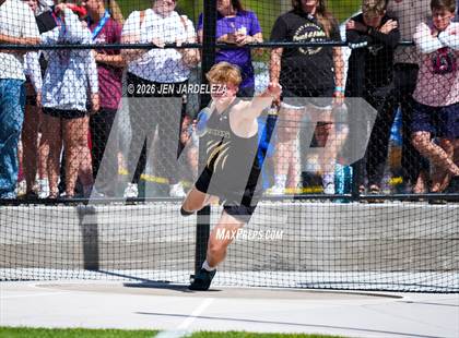 Thumbnail 3 in CHSAA 4A Final (Discus) photogallery.