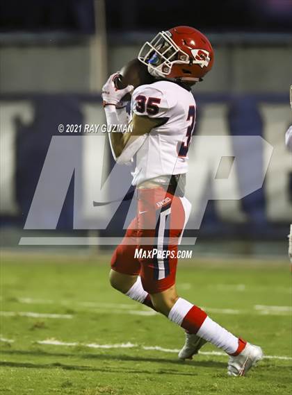 Thumbnail 1 in Sanger vs. Clovis East photogallery.