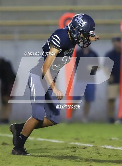 Thumbnail 2 in Sanger vs. Clovis East photogallery.