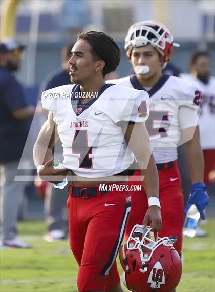 Thumbnail 3 in Sanger vs. Clovis East photogallery.