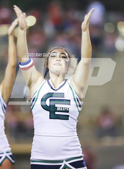 Thumbnail 3 in Sanger vs. Clovis East photogallery.