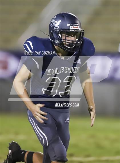 Thumbnail 2 in Sanger vs. Clovis East photogallery.