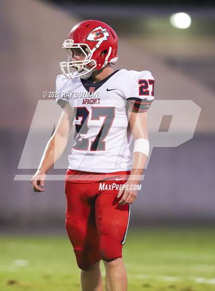 Thumbnail 2 in Sanger vs. Clovis East photogallery.