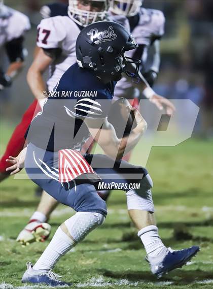 Thumbnail 1 in Sanger vs. Clovis East photogallery.