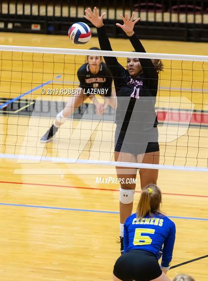 Thumbnail 2 in Churchill vs. Clemens  photogallery.