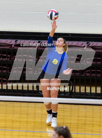 Thumbnail 1 in Churchill vs. Clemens  photogallery.