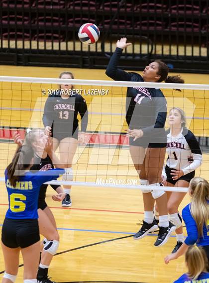 Thumbnail 3 in Churchill vs. Clemens  photogallery.