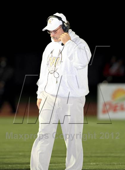Thumbnail 1 in Palos Verdes v West Torrance (CIF SS Northern Division Final) photogallery.