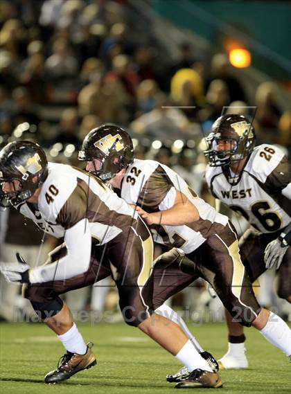 Thumbnail 1 in Palos Verdes v West Torrance (CIF SS Northern Division Final) photogallery.