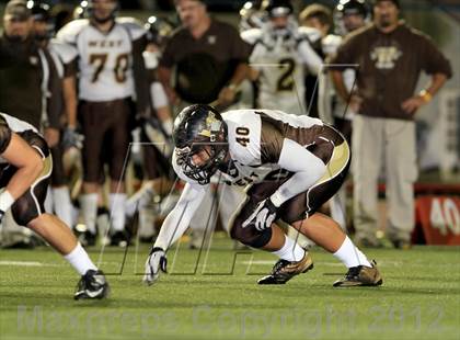Thumbnail 3 in Palos Verdes v West Torrance (CIF SS Northern Division Final) photogallery.