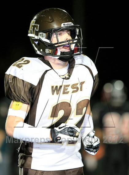 Thumbnail 1 in Palos Verdes v West Torrance (CIF SS Northern Division Final) photogallery.