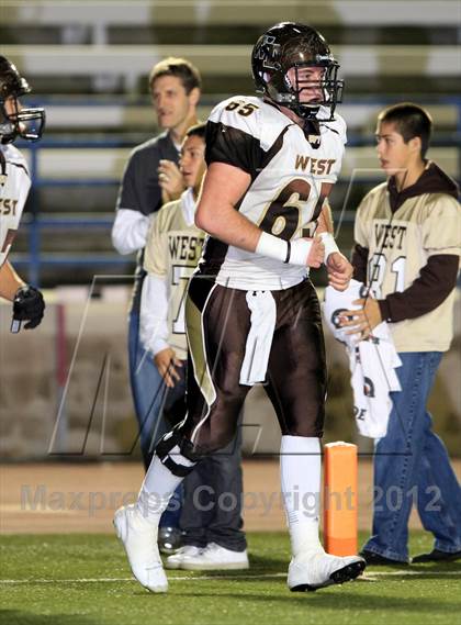 Thumbnail 1 in Palos Verdes v West Torrance (CIF SS Northern Division Final) photogallery.