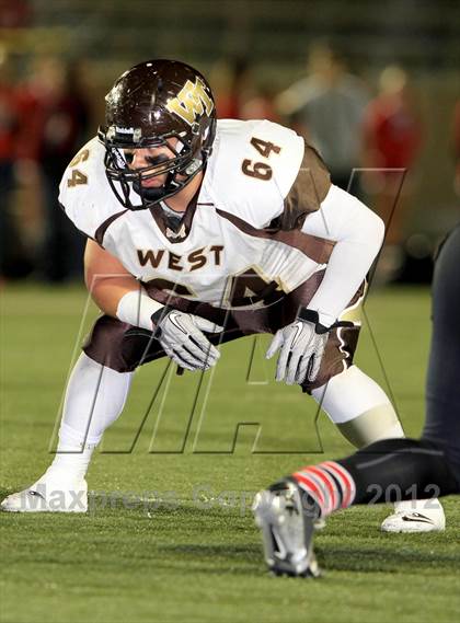 Thumbnail 3 in Palos Verdes v West Torrance (CIF SS Northern Division Final) photogallery.