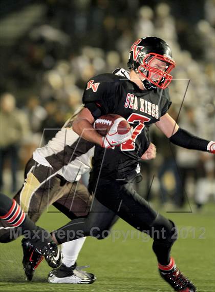 Thumbnail 3 in Palos Verdes v West Torrance (CIF SS Northern Division Final) photogallery.