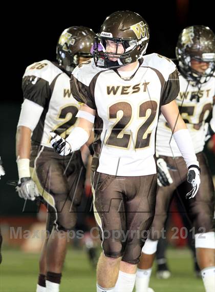 Thumbnail 1 in Palos Verdes v West Torrance (CIF SS Northern Division Final) photogallery.