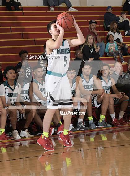 Thumbnail 3 in Sheldon vs. Newark Memorial (Father Kelly Tribute) photogallery.
