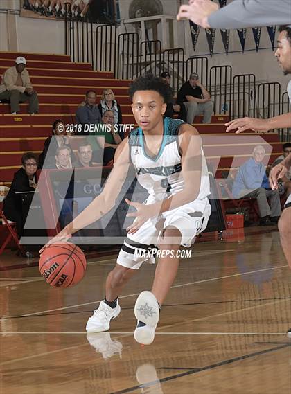 Thumbnail 3 in Sheldon vs. Newark Memorial (Father Kelly Tribute) photogallery.