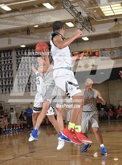 Thumbnail 2 in Sheldon vs. Newark Memorial (Father Kelly Tribute) photogallery.