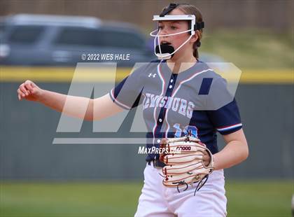 Thumbnail 2 in Lewisburg @ DeSoto Central photogallery.