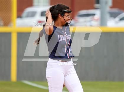 Thumbnail 1 in Lewisburg @ DeSoto Central photogallery.