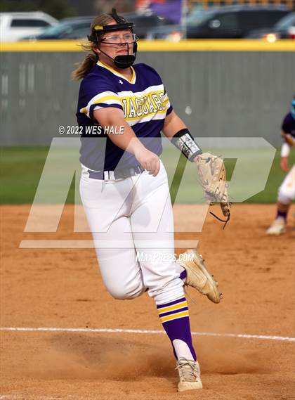 Thumbnail 3 in Lewisburg @ DeSoto Central photogallery.