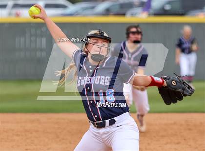 Thumbnail 3 in Lewisburg @ DeSoto Central photogallery.
