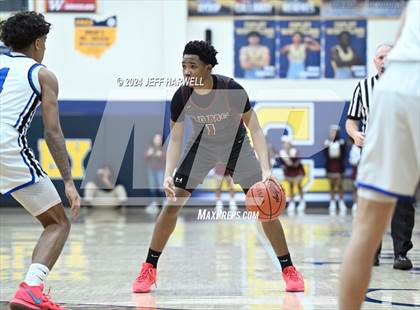 Thumbnail 3 in Brunswick vs. Garfield Community Learning Center (OHSAA D1 District Semifinal) photogallery.