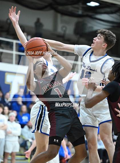 Thumbnail 1 in Brunswick vs. Garfield Community Learning Center (OHSAA D1 District Semifinal) photogallery.